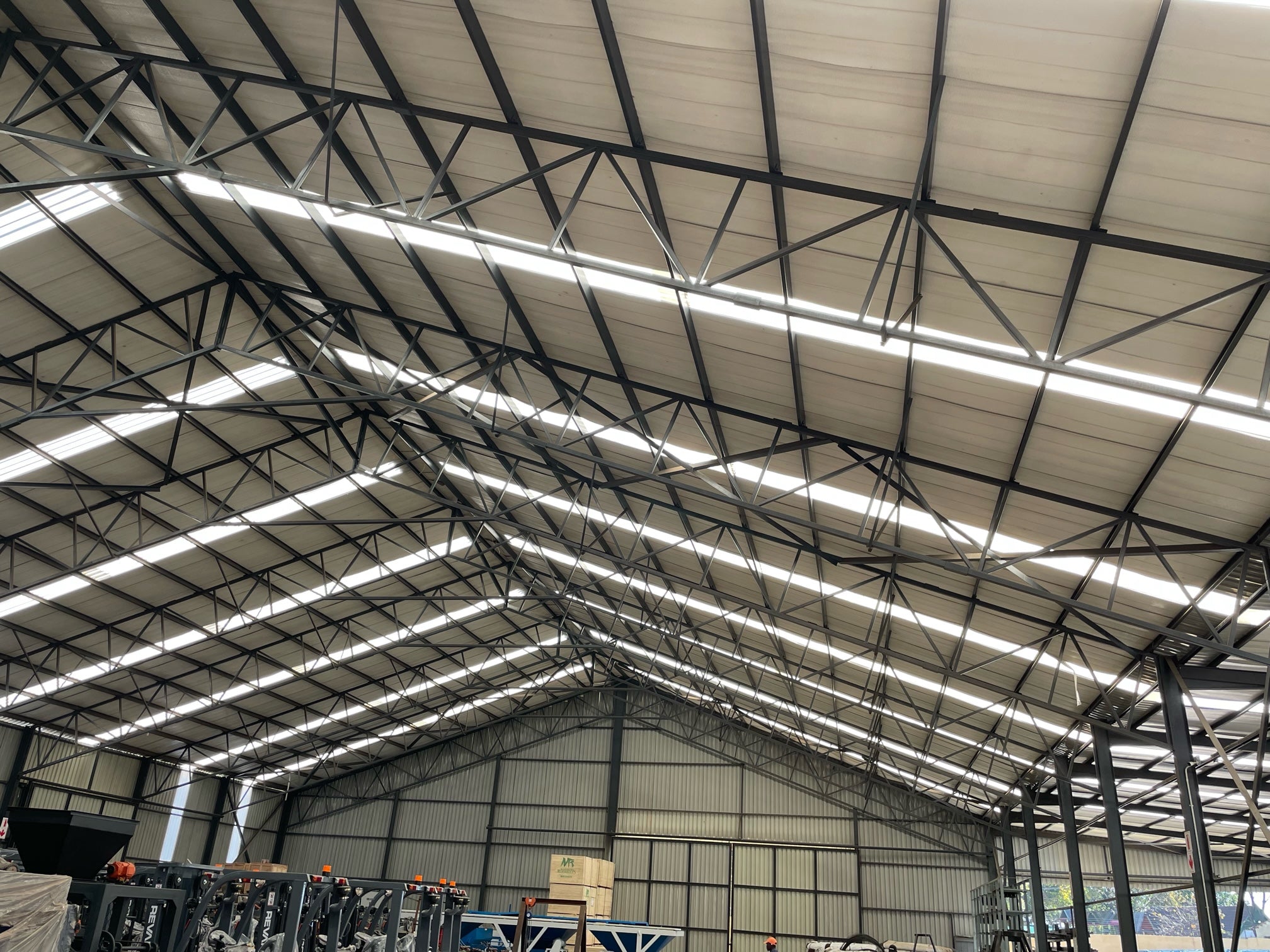 2.5mm Translucent Polyethylene Roof Sheet in Factory Situation Providing Maximum Natural Light